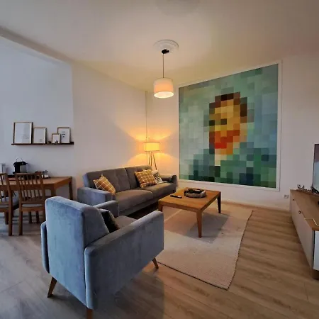 Livora Vincent - Art Design Mit Balkon ווילהלמסהאבן