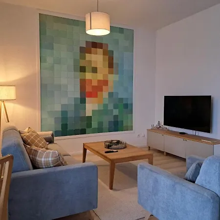 Livora Vincent - Art Design Mit Balkon Lägenhet *